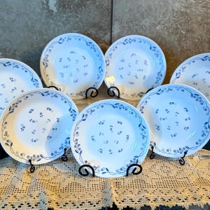 Set of 7 Corelle by Corning Bread & Butter Plates – Provincial Blue – Vintage