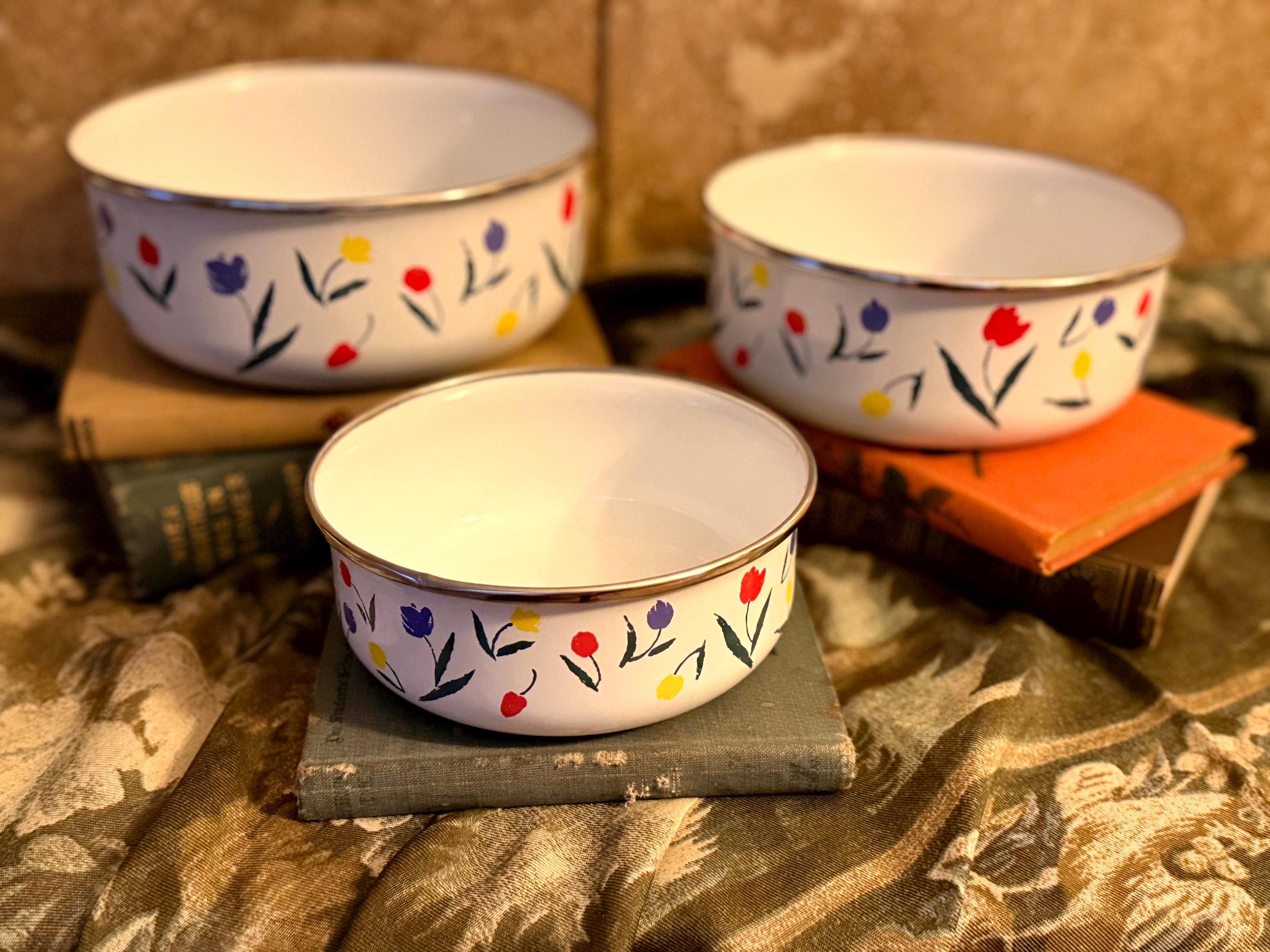 Vintage Enamelware Nesting Bowls - Etsy