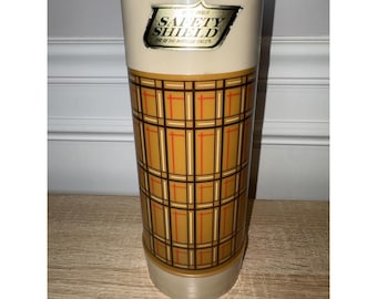 Botella térmica vintage Aladdin de boca ancha de un cuarto de galón con diseño a cuadros de caramelo. Fabricada en EE. UU.