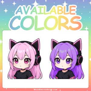 Op de afbeelding: Twee illustraties van anime-personages met kattenoorkoptelefoons. E&eacute;n heeft roze haar, de ander paars. De tekst "AVAILABLE COLORS" staat bovenaan. De achtergrond is een verloop van pastelkleuren.