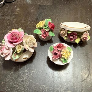 Set of 4 Royal Adderley bone China floral made in England Porcelain Mini Trinket Flower Pots