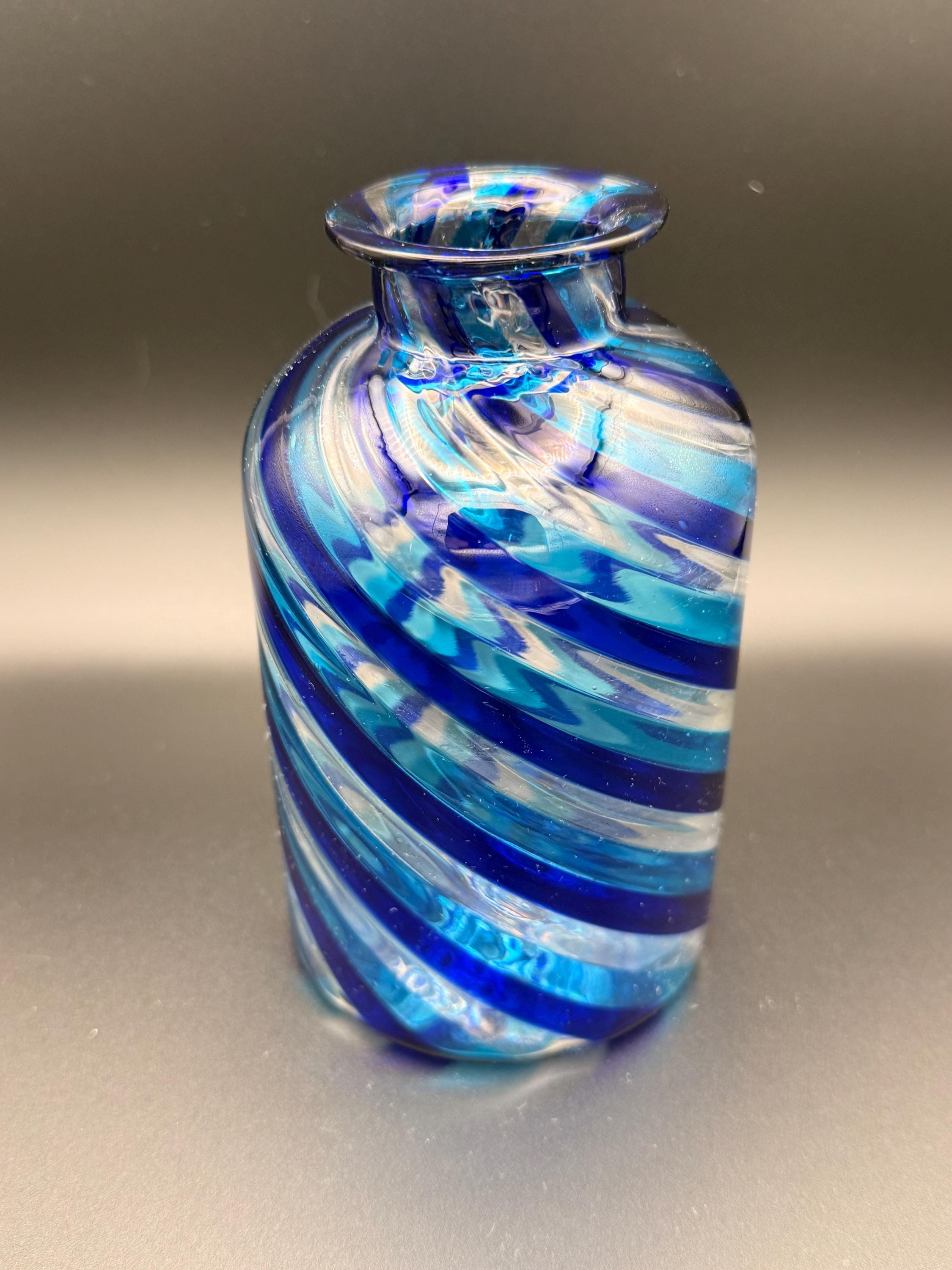 ヴィンテージのムラーノ花瓶 - Etsy 日本