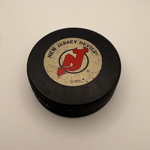 New Jersey Devils, offizieller NHL Hockey-Puck von Vegum