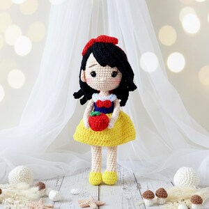 Handmade Crochet Princess Dolls, Ariel, Cinderella, Tiana, Snow White Amigurumi Toy image 13