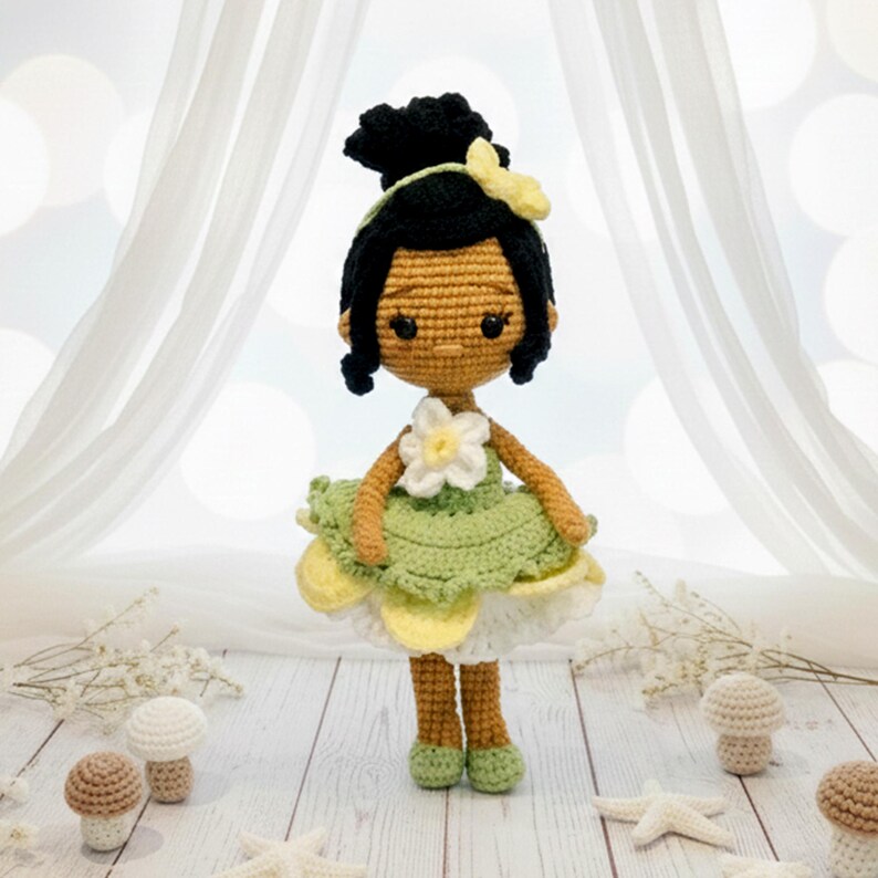 Handmade Crochet Princess Dolls, Ariel, Cinderella, Tiana, Snow White Amigurumi Toy image 14