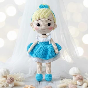Handmade Crochet Princess Dolls, Ariel, Cinderella, Tiana, Snow White Amigurumi Toy image 6
