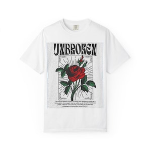 Camiseta unisex teñida, camiseta con estampado de rosas, camiseta con estampado floral, camiseta botánica, regalo para amantes de la naturaleza, top de estilo vintage