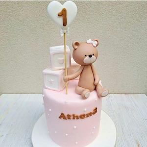 Torta scenografica con orsetto. Primo Compleanno. Personalizzabile. Pasta di zucchero