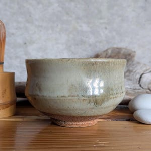 Handmade Japanese Matcha Bowl – Moss Green & Earth Tones – Tea Ceremony Pottery - Wabi Sabi Aesthetic