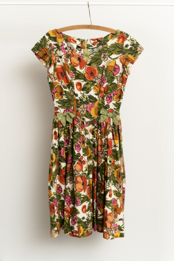 Vintage 1950s 50s floral print dress by Alice Edw… - image 1