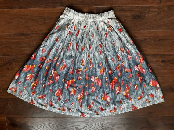 Novelty print 50s 60s Skirt Red feathers Small S