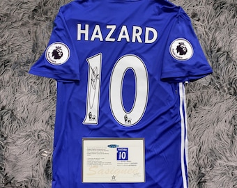 Camisa oficial do Chelsea, temporada 2015/16, assinada por Eden Hazard - Certificado de Autenticidade - 2015