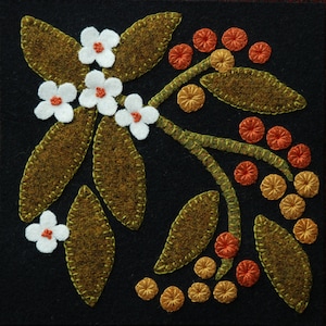 Wool applique PATTERN &/or KIT &quot;Late Berries&quot; 6x6 block 1 of 24 &quot;Four Seasons of Flowers&quot; wool quilt bed runner wall hanging felted wool
