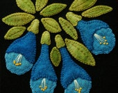 Wool applique PDF e-PATTERN quot Virginia Bluebells quot one block of 24 quot Four Seasons of Flowers quot wall hanging wool quilt table runner bed runner