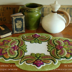 Wool applique PATTERN &quot;Jacobean Spring&quot; table runner hand dyed rug hooking wool felt felted wool fabric embroidery paisley 23 1/2&quot; x 14&quot;