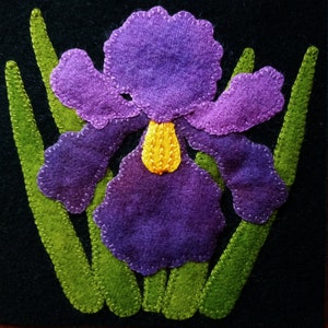 Wool applique PDF e-PATTERN &quot;Iris&quot; one block of 24 &quot;Four Seasons of Flowers&quot; wall hanging wool quilt table runner bed runner table bed rug
