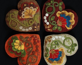 Wool applique PDF e-PATTERN "Jacobean Heart" embroidery sachet pin cushion tuck pillow shelf pillow hand dyed wool fabric