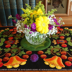 Wool applique pattern table runner &quot;Jacobean Summer&quot; 28&quot; x 17 1/2&quot; embroidery hand dyed wool fabric rug hooking wool felt topper rug quilt