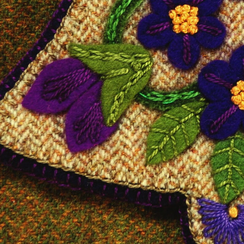 Wool applique pattern kit embroidery Christmas ornament bell Etsy