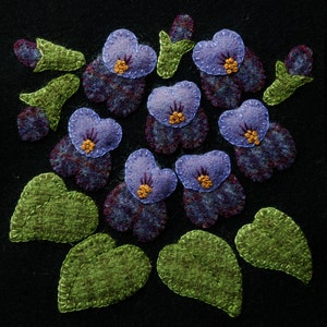 Wool applique PDF e-PATTERN &quot;Violets&quot; one block of 24 &quot;Four Seasons of Flowers&quot; wall hanging wool quilt table runner bed runner table rug
