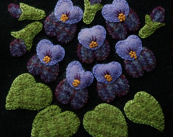 Wool applique PDF e-PATTERN "Violets" one block of 24 "Four Seasons of Flowers" wall hanging wool quilt table runner bed runner table rug