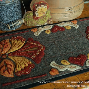 Wool applique pattern embroidery primitive folk art &quot;Jacobean Autumn&quot; 25 1/2&quot; x 12&quot; table runner candle mat stencil hand dyed wool fabric