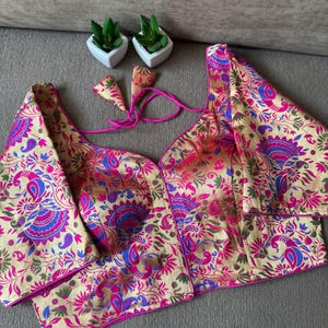 Pink Readymade stitched Chinon silk Floral Printed Elbow Sleeves saree blouse Beautiful Indian blouse Crop top wedding party wear
