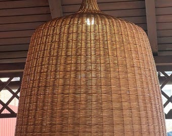 Lámpara colgante de ratán bohemio: pantalla de mimbre para techo, lámpara colgante natural hecha a mano, iluminación para el hogar con tejido ecológico.