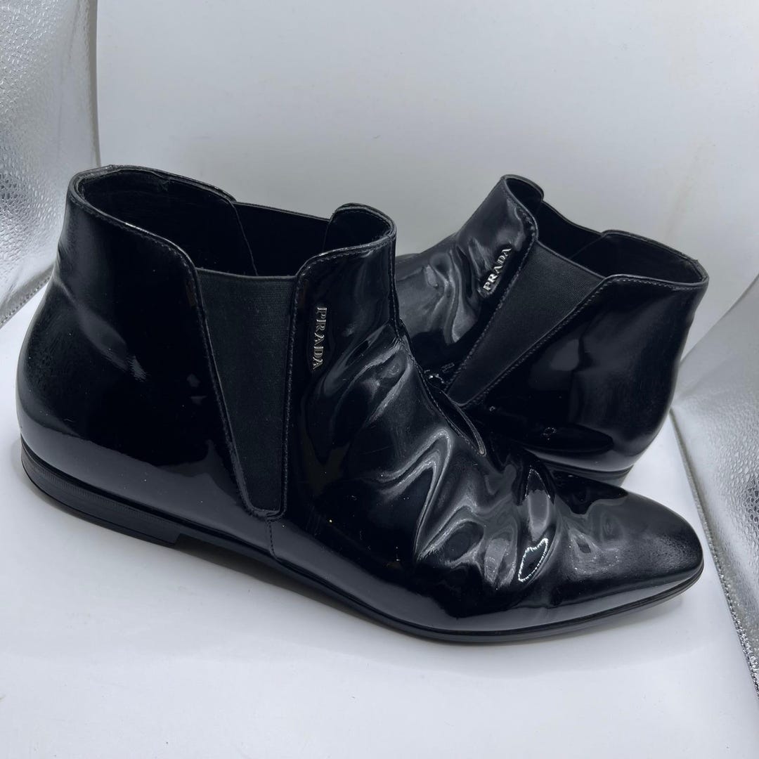 Prada Chelsea Boots Mens 10.5 Black Patent Leather Side Logo Ankle