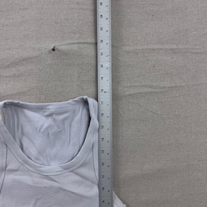 Alo Yoga Ribbed Tank Top Womens Small Lavender Grey Racerback Cropped Activewear image 5