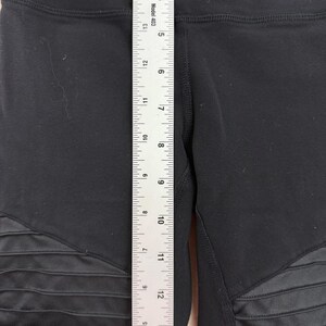 Alo Yoga Moto Leggings Womens XS Black High Waist Pintuck Mesh Panels image 6