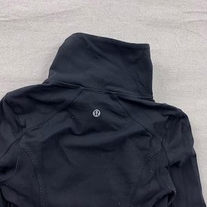 Lululemon Define Jacket Black Luon Full Zip Slim Fit Activewear Womens Size 4