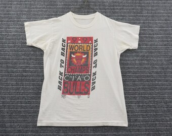 Vintage 90s Chicago Bulls T Shirt Mens M White 1992 NBA World Champs Graphic