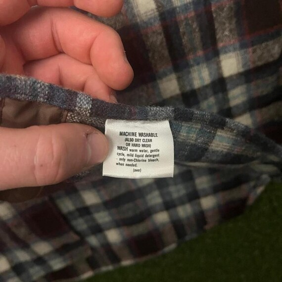 True Vintage Pendleton 100% Virgin Wool Button Do… - image 4