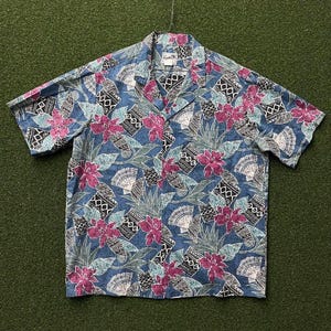 Vintage Paradise Style Hawaiian Button Down Short Sleeve Shirt