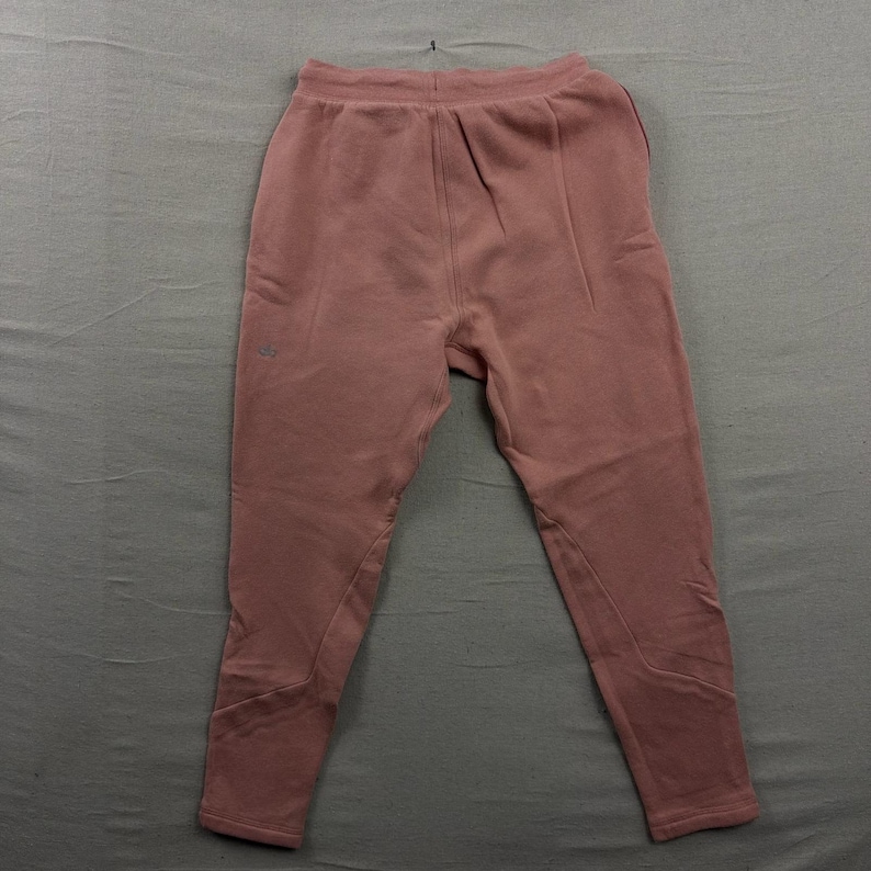 Alo Yoga Jogger Sweatpants Womens Medium Pink Fleece Zipper Pockets Tapered Leg image 1