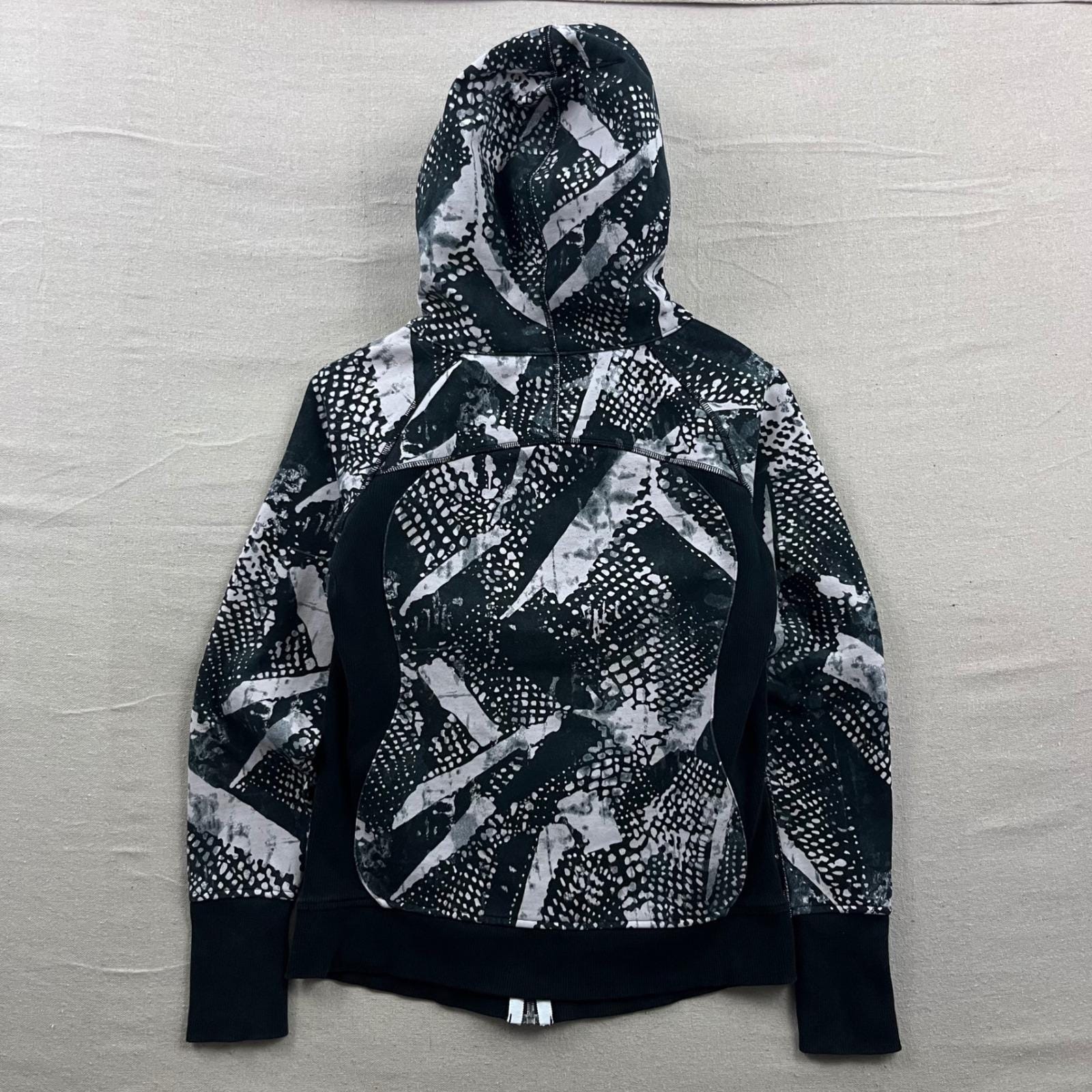 Lululemon Scuba Hoodie Womens 8 Black White Abstract Dot Full Zip