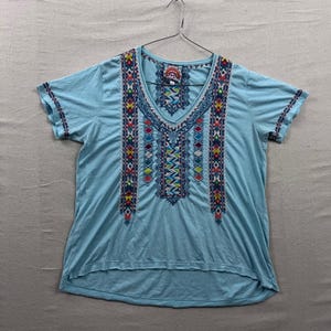 Johnny Was Embroidered V-Neck Top Women Large Light Blue Boho Short Sleeve Shirt image 1