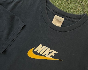 Vintage 00s Nike Grey Tag Yellow Swoosh Logo Spellout Essential Navy Tee Shirt