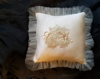 Square light ivory ring pillow