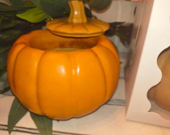 concrete pumpkin candle, pumpkin candle, cute fall candle, gift for her, housewarming gift, handmade candle, autumn candle
