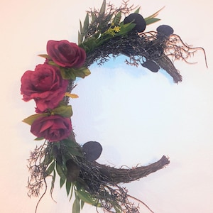 Crescent Moon Wreath with Ruscus | Gothic Floral Door Hanger | Witchy Celestial Wall Decor | Moon Phase Grapevine Wreath | Bedroom decor