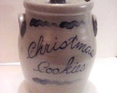 Rowe Pottery Cookies Christmas Cookies Reversible SaLT GlaZE CROCK Cookie Jar 1995 Retired, Large and Heavy, Exc. Condition