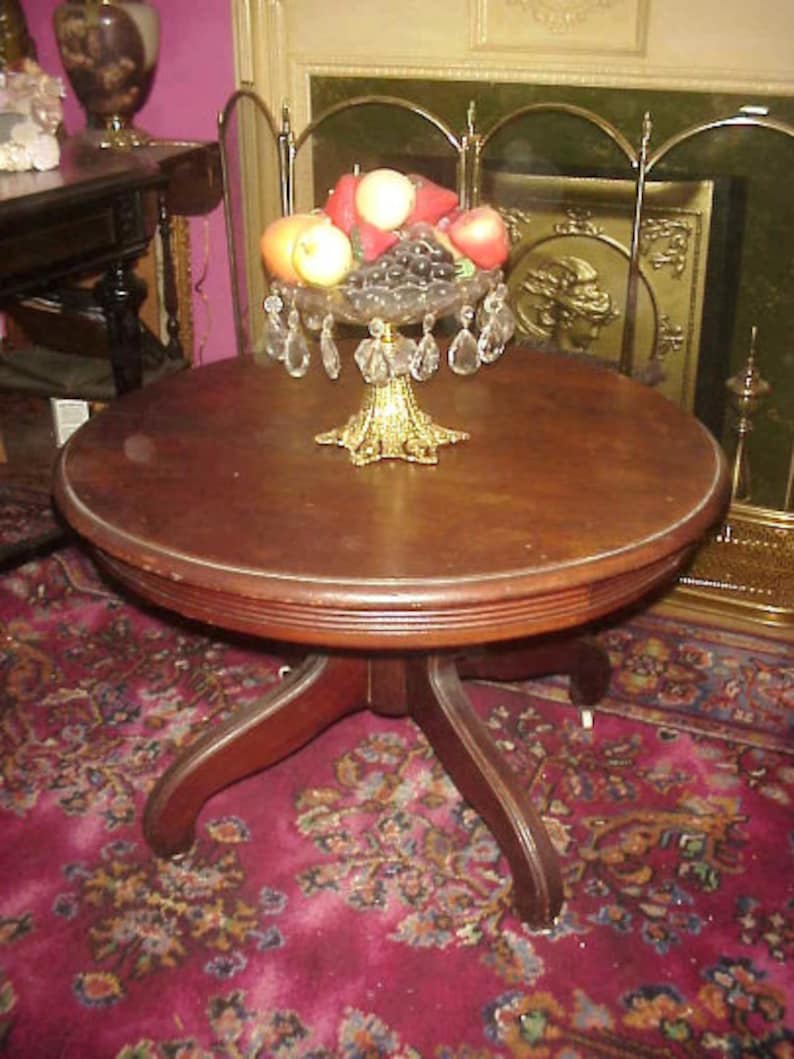 Texas Victorian 1860/'s Walnut Round Coffee Table Museum Deaccession Tyler