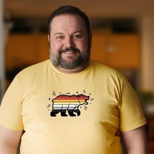 Bear Pride Growling Bear T-Shirt - LGBT Gay Bear Flag Shirt - Daddy Bear Logo Tee - Queer Bear Pride Apparel - LGBTQ+ Gift for Him or Them