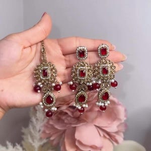 Kundan teeka set/ Nauratan jewelry/ Pakistani Jewelry/ Bridal wear/ Indian jewelry
