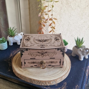Boîte de rangement ouija entiérement fait main, rangemant objet de cultes, carte de tarot, carte oracle