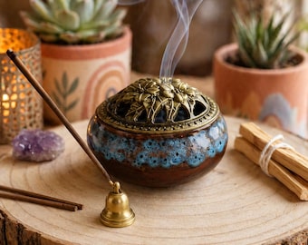 Porta incienso de cerámica – Porta incienso cónico y en espiral – Decoración zen y ritual de bienestar – Artículo hecho a mano – Regalo espiritual