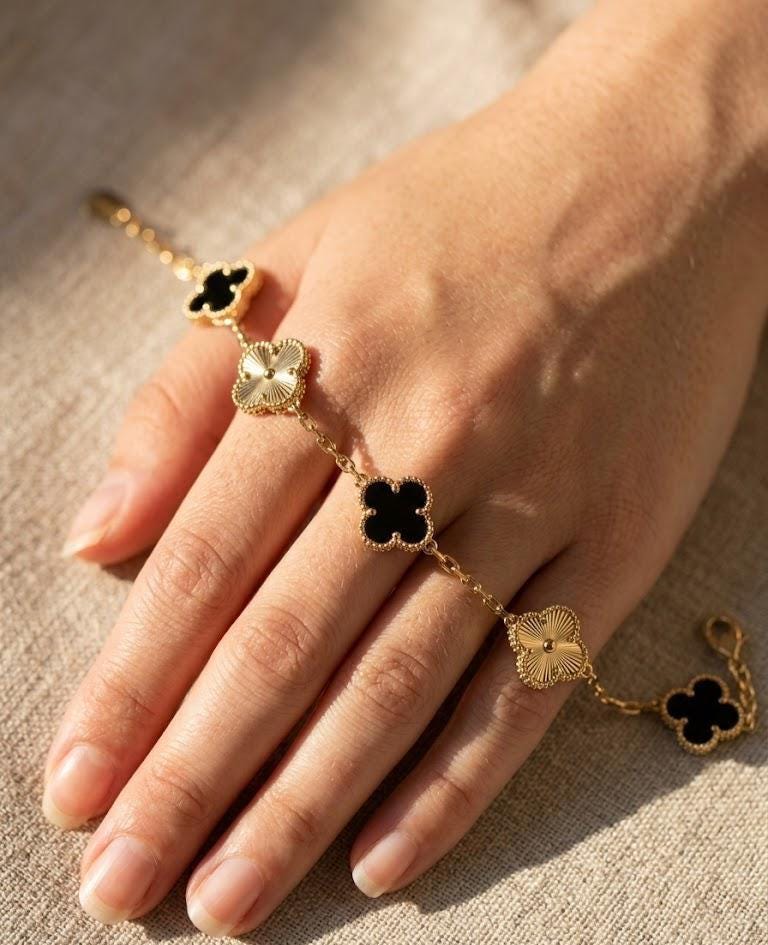 Van cleef alhambra bracelet - Etsy 日本
