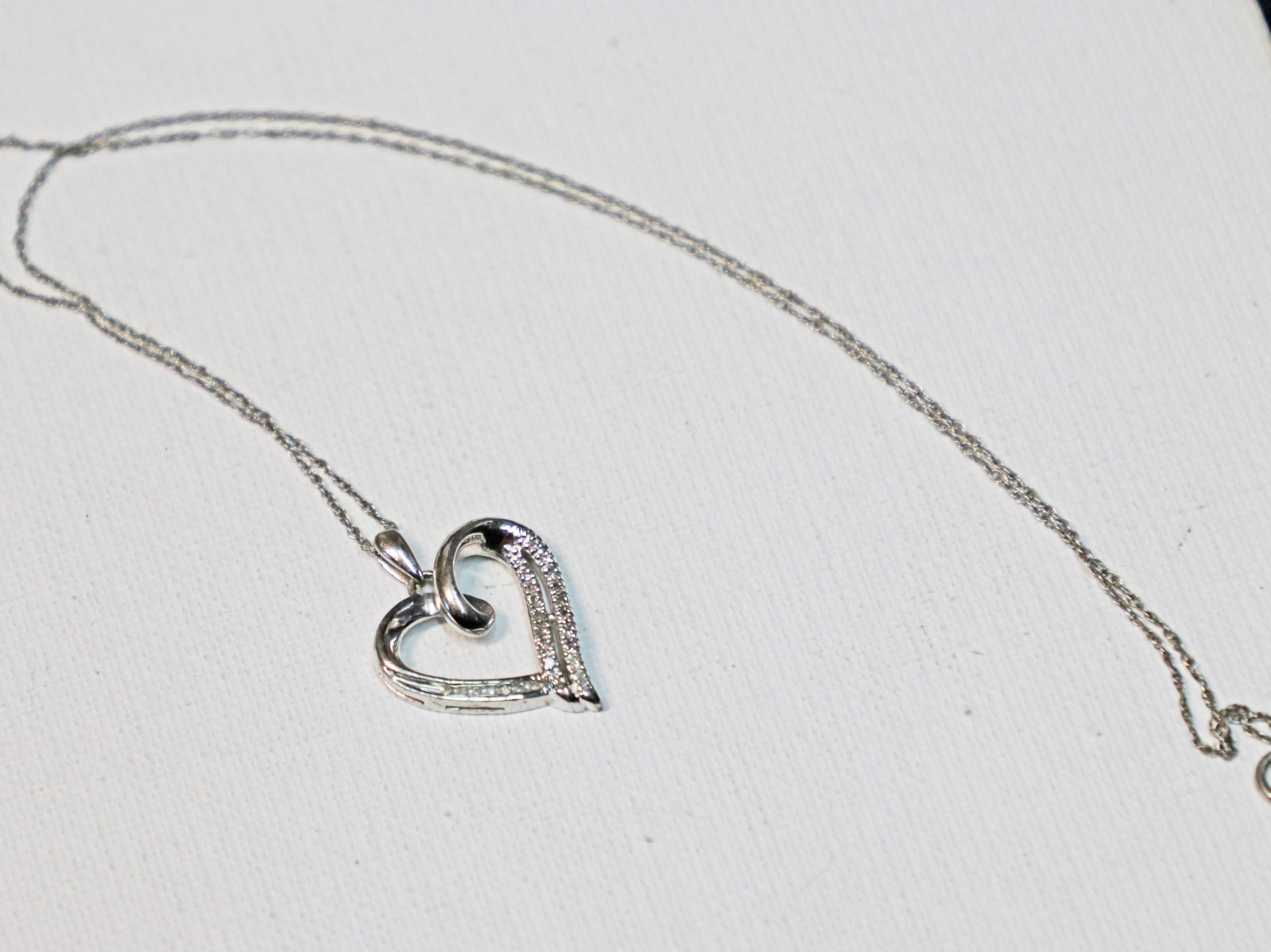 ネックレス・ペンダント VINTAGE HOLLYWOOD Petit Two Heart Necklace 4BNY565 little-bits-of-my-heart-